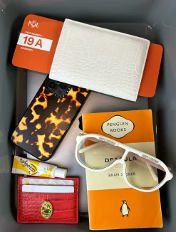 Skip Passport Holder - Blanc