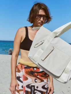 Skutty Flap Small Tote - Blanc