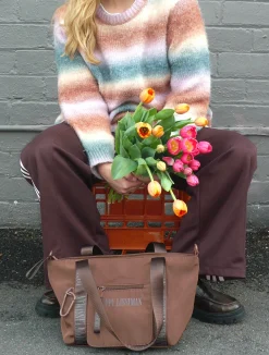 Skutty Flap Small Tote - Choc