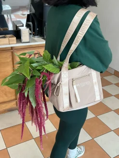 Skutty Flap Small Tote - Mushroom